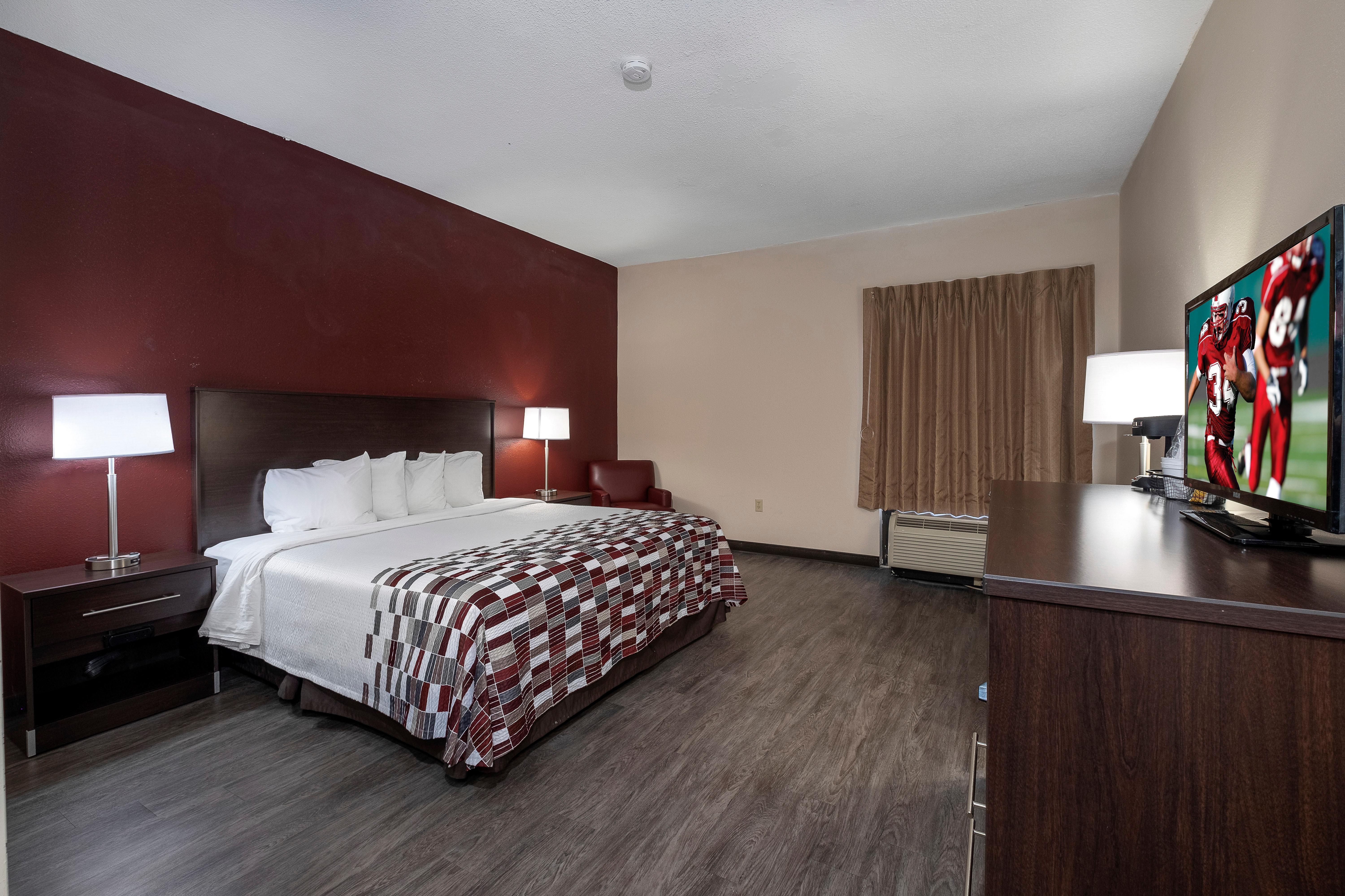 Red Roof Inn Prattville Exterior photo