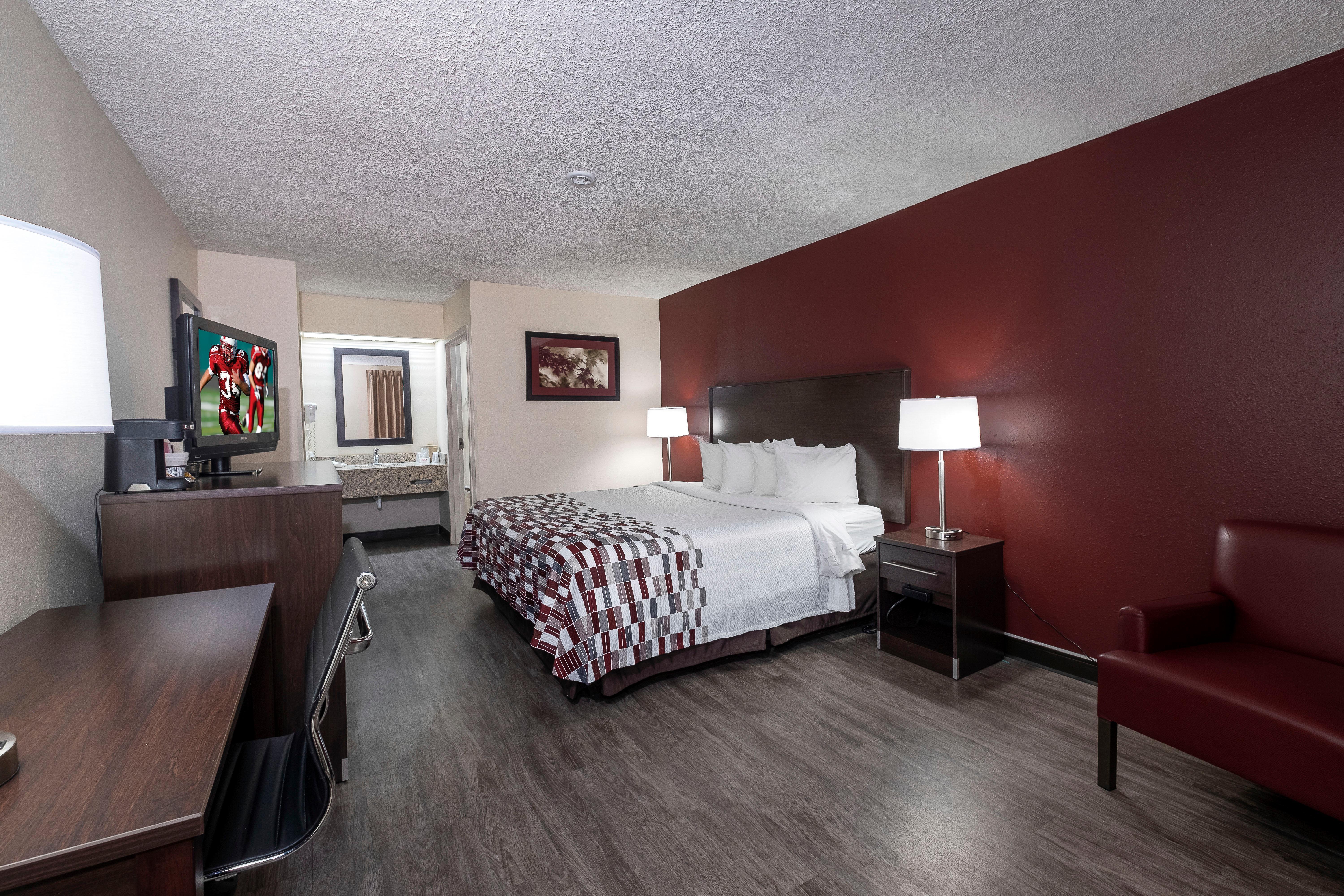 Red Roof Inn Prattville Exterior photo
