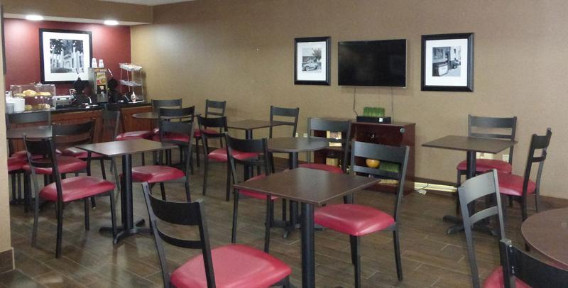 Red Roof Inn Prattville Exterior photo